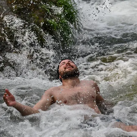 Fewo Mangfalltal - Wohnen Direkt Am Fluss Nahe Muenchen شقة